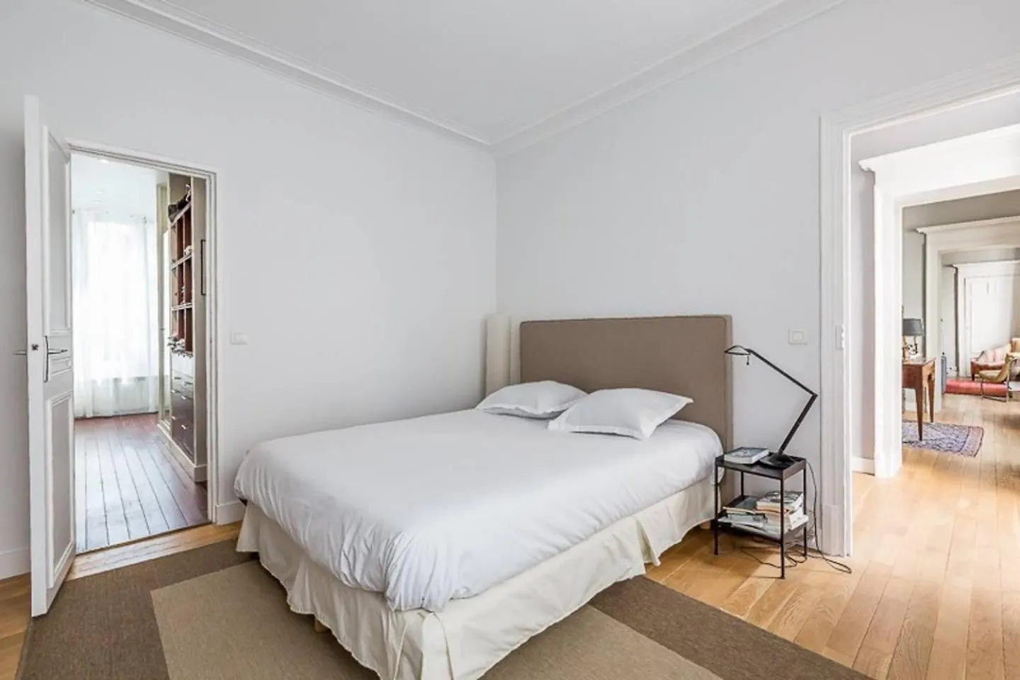 Guestready - Bel Apt Pour 4 / Luxembourg -Assas Paris 0*,  France